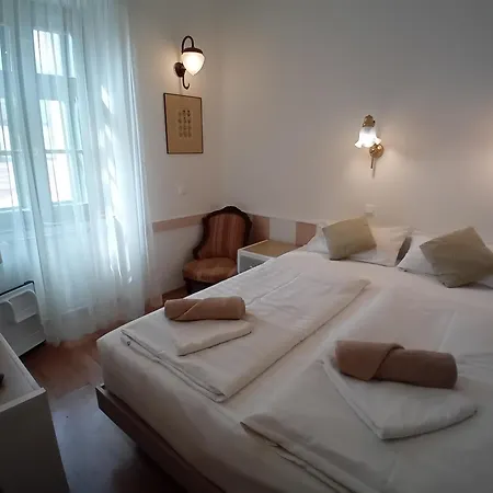 Hotel Senator Haz 3*