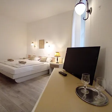 Senator Haz Hotel 3*