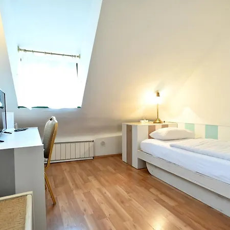 Senator Haz Hotel Erlau