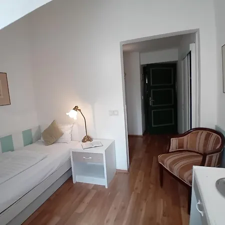 Senator-ház 3* Eger