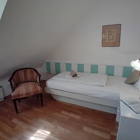 Senator-ház 3* Eger