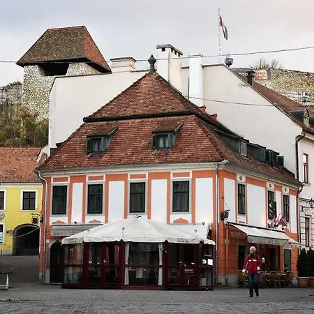 Hotel Senator Ház 3*