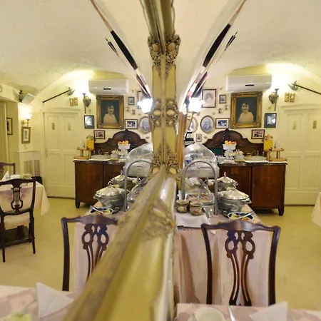 Senator Haz Otel Eğri