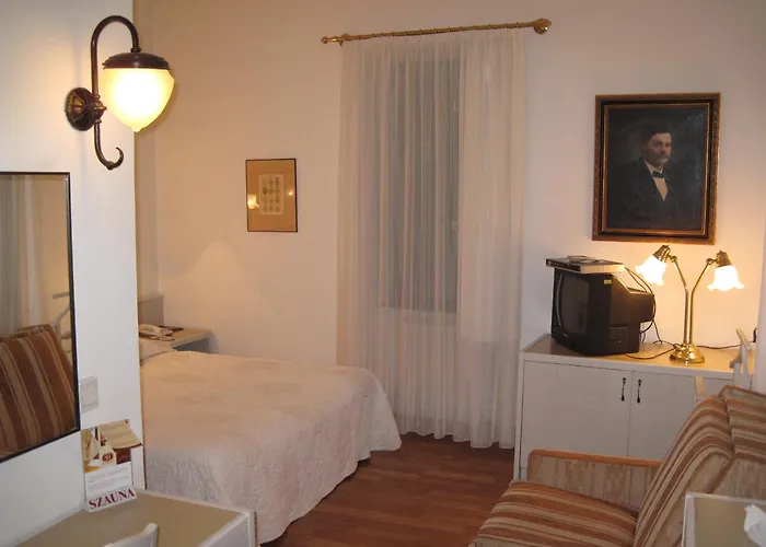 Senator Haz 호텔 에게르