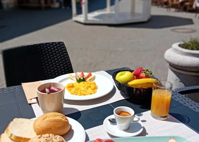 Senator Haz 에게르